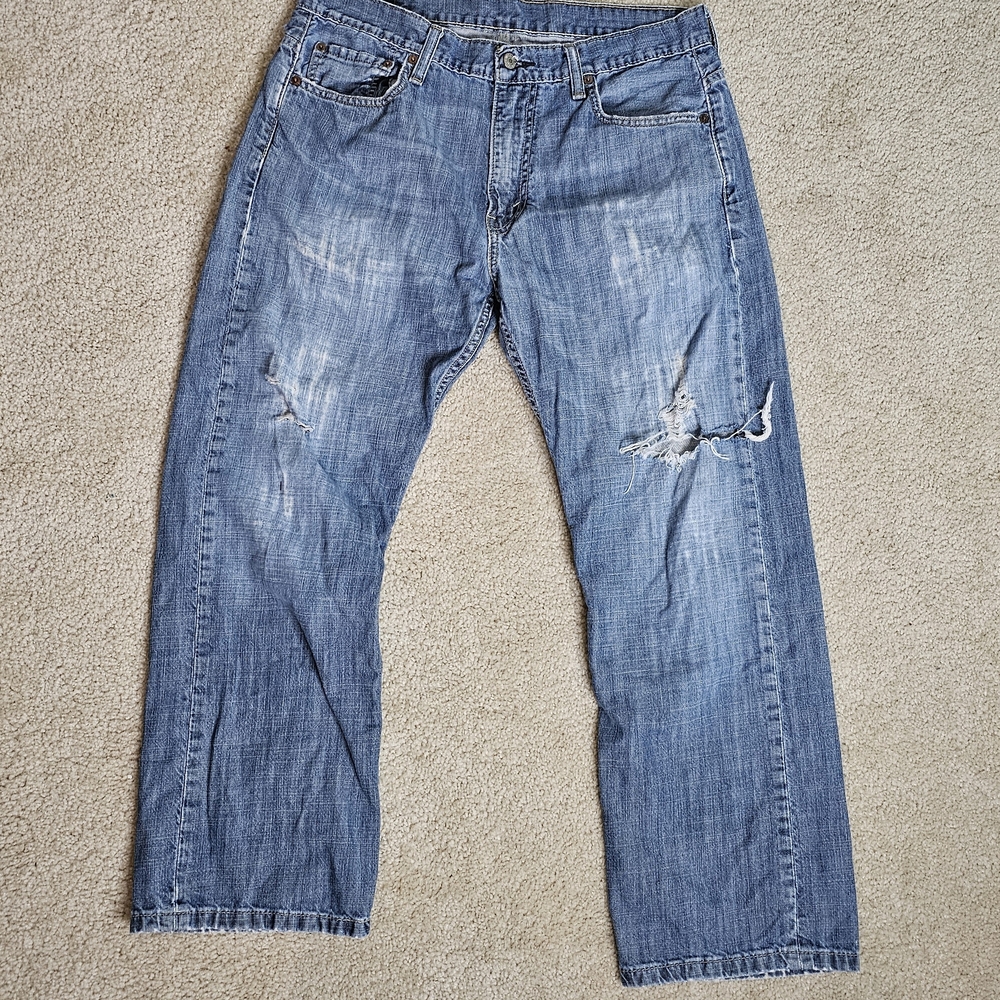 Levi's Men's Loose Fit 569 Light Blue Jeans